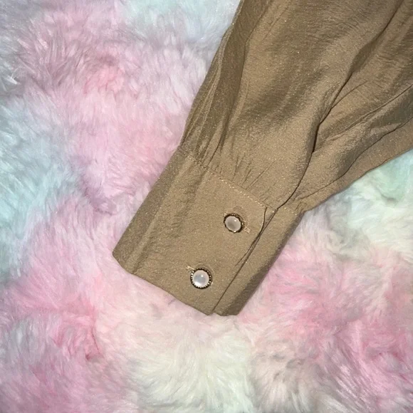 NWT KAIMILAN Chic Velvet Dress with Beige Accents - Picture 14 of 15